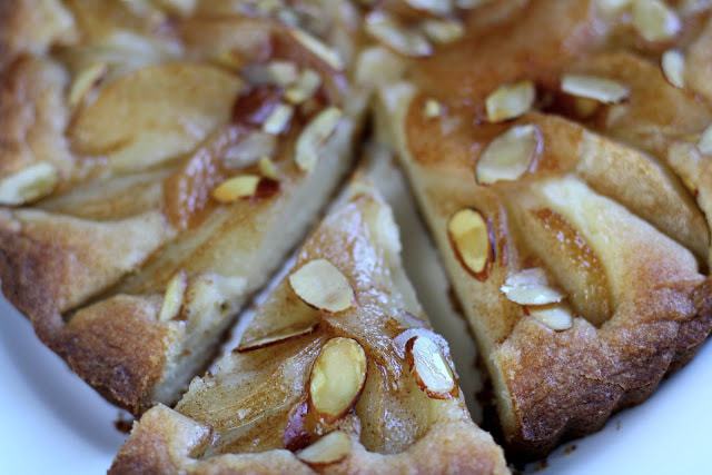 Easy Pear Tart: Butter with a Side of Bread