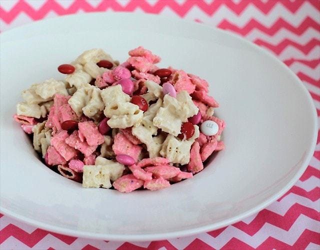 Strawberry Valentine Chex Mix: Butter with a Side of Bread