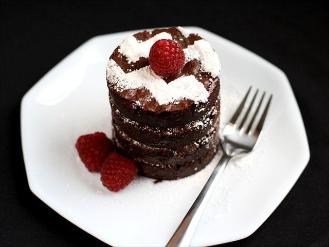 Flourless Chocolate Fudge Truffle Cake: Butter with a Side of Bread