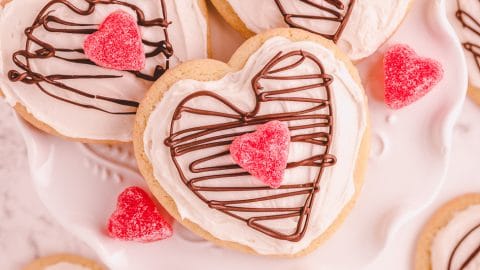 https://butterwithasideofbread.com/wp-content/uploads/2013/02/Valentine-Heart-Chocolate-Lattice-Cookies.BSB-2-480x270.jpg
