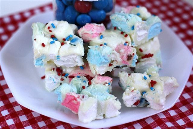 PATRIOTIC MARSHMALLOW BARK: Butter with a Side of Bread