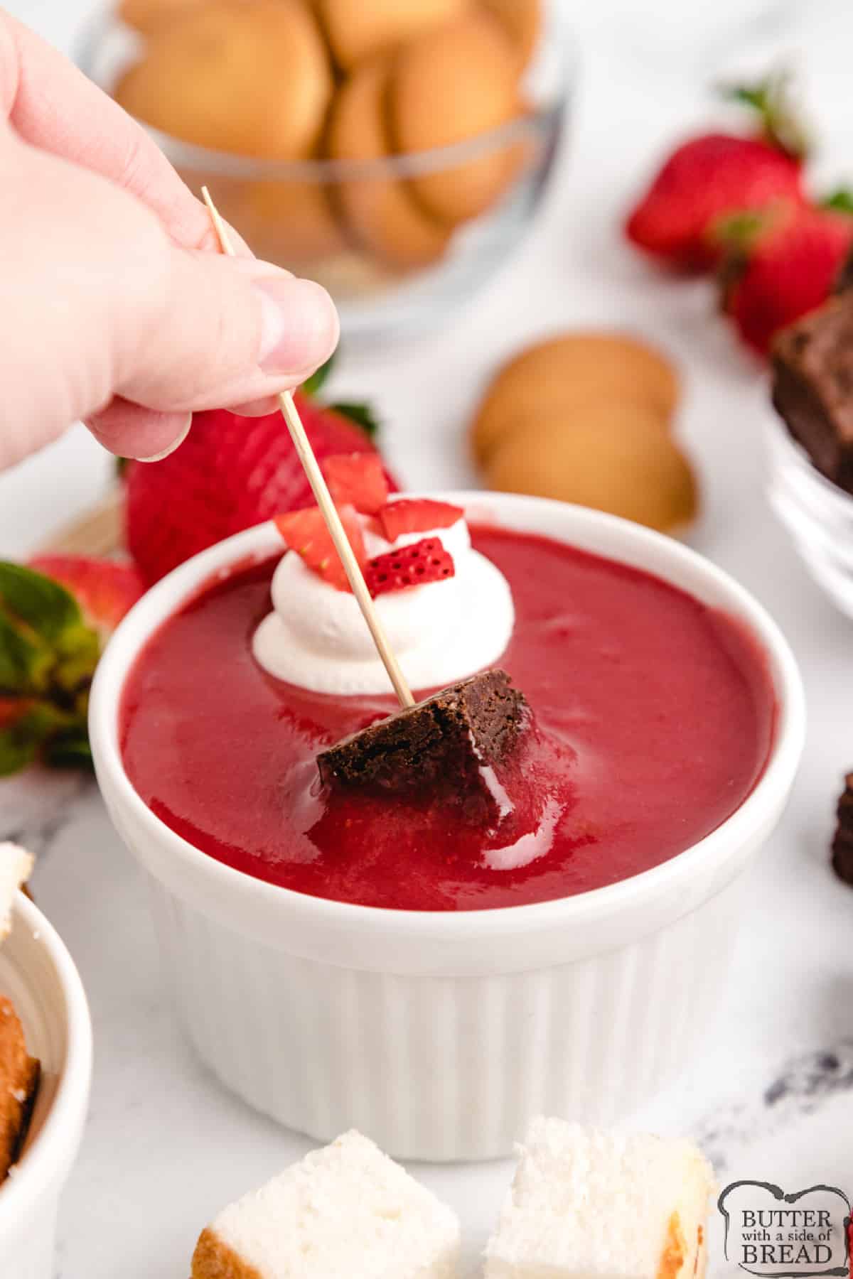 Strawberry dipping sauce
