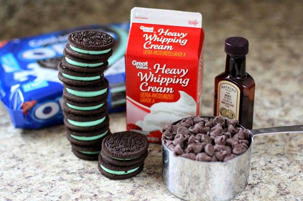 MINT OREO CHOCOLATE MOUSSE CUPS: Butter With A Side Of Bread