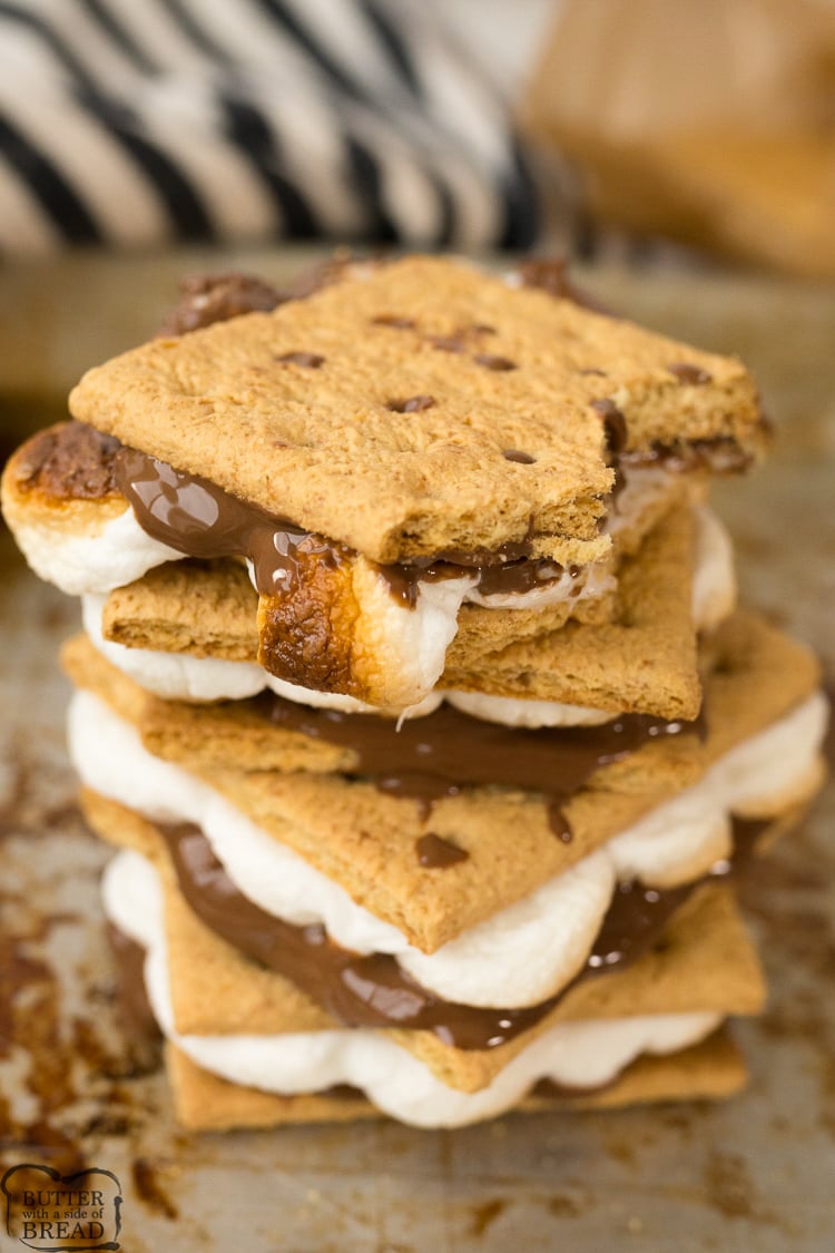 Smores in the Oven are the perfect way to make oven baked s'mores for a crowd, without the campfire! Have this classic summer dessert anytime of year! Try it as a s'mores dip if you feeling fancy.