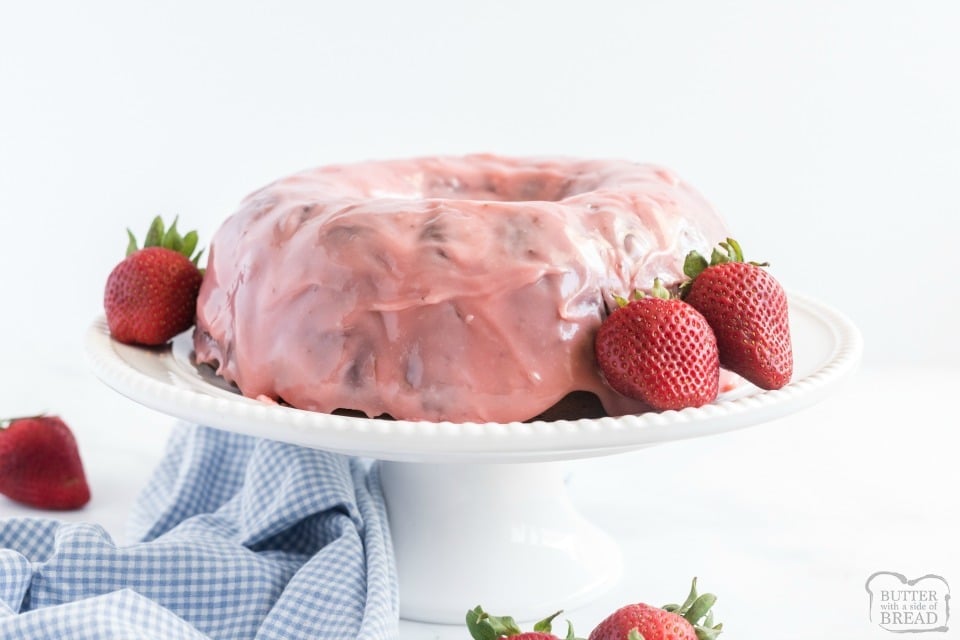 Glazed Strawberry Bundt Cake Recipe 
