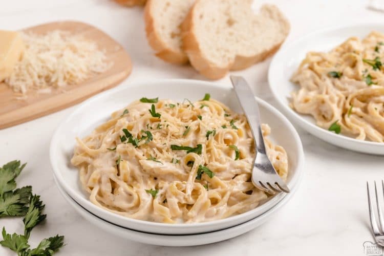 LIGHT & CREAMY ALFREDO SAUCE - Butter with a Side of Bread