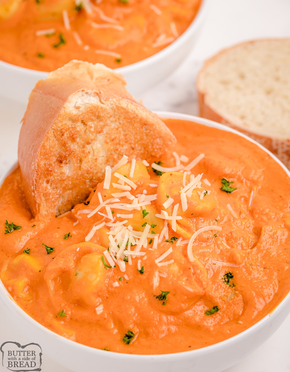 https://butterwithasideofbread.com/wp-content/uploads/2014/10/Creamy-Tomato-Tortellini-Soup-21.jpg