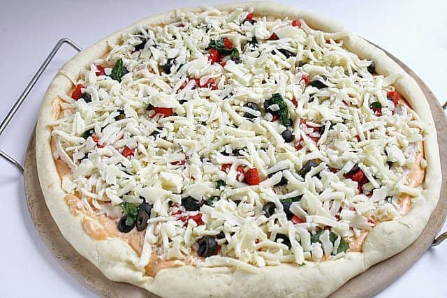Butter With a Side of Bread: Ranch Chicken Pizza