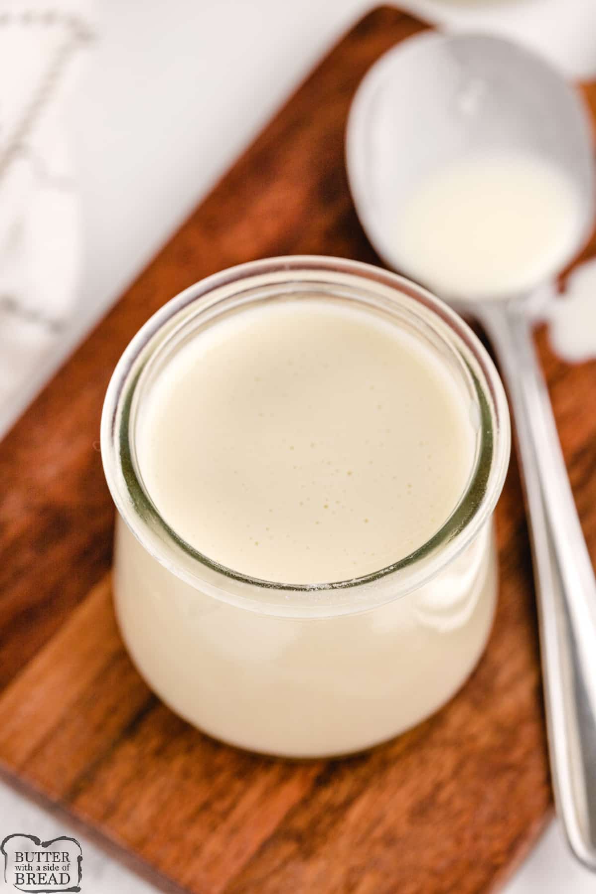 Homemade sweetened condensed milk is made with only 4 simple ingredients in just a few minutes. It is so quick and easy to make this homemade version of a pantry staple. 