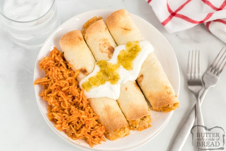 Baked Chicken Taquitos are full of chicken and cheese and lots of salsa and spices to give this delicious homemade taquito recipe tons of flavor. This easy dinner recipe is easy to make and everyone in the family loves it when it's on the menu!