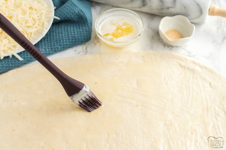 how to make cheesy bread sticks