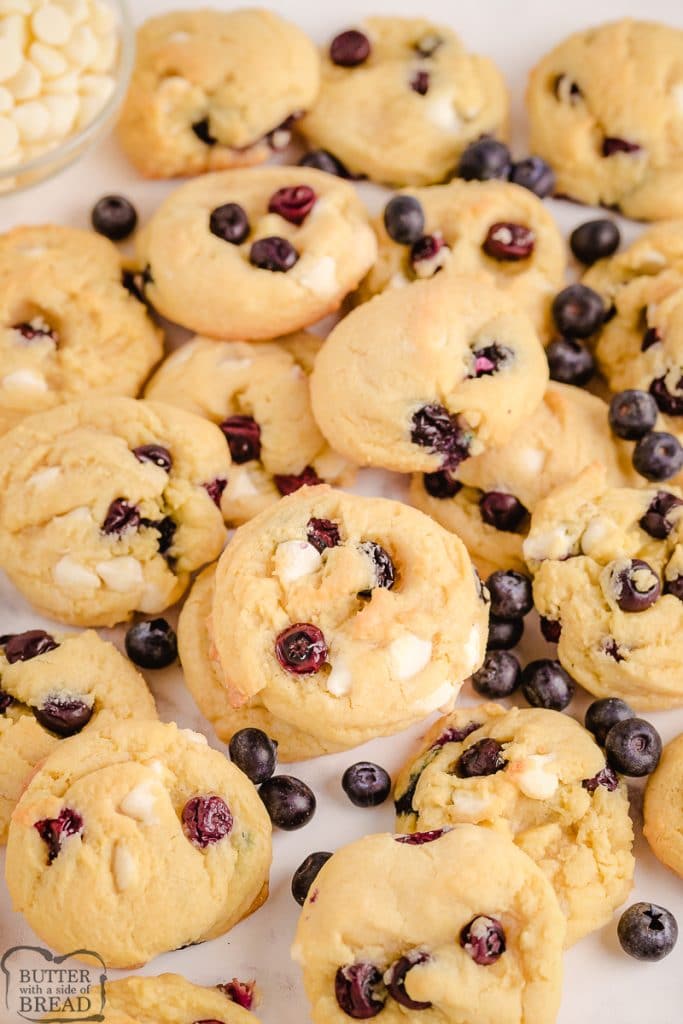 blueberry cream cookies with fresh blueberries