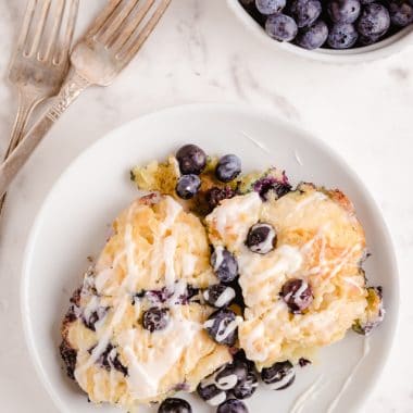 How to make a Buttermilk Blueberry Biscuits recipe in the cast iron skillet
