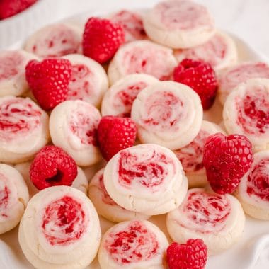 tray of raspberry meltaway cookies