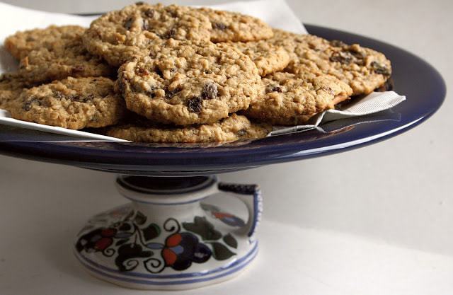 Oatmeal Raisin Cookies that truly are the BEST EVER! Oatmeal, raisins, pudding mix & spices combine in the most delicious, soft & chewy Oatmeal Raisin Cookies.