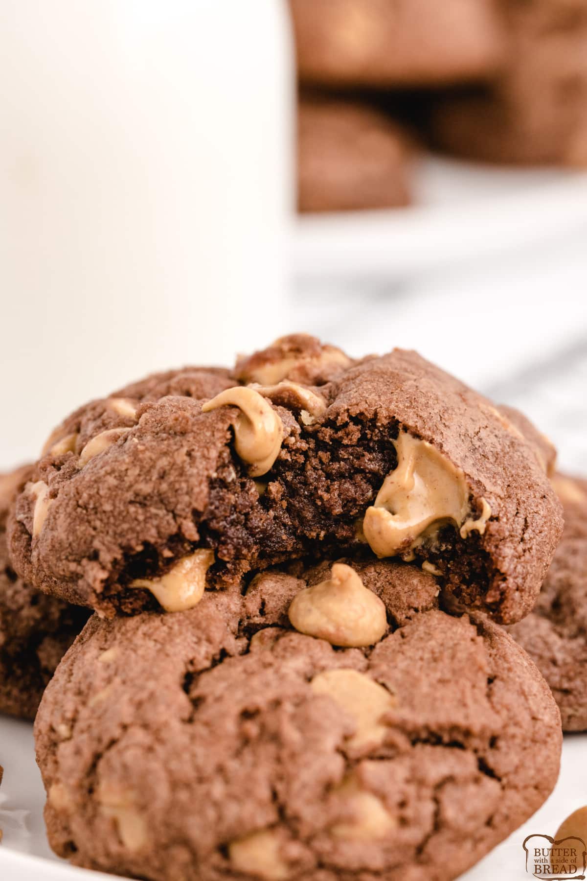 Peanut butter chocolate cookies with pudding mix
