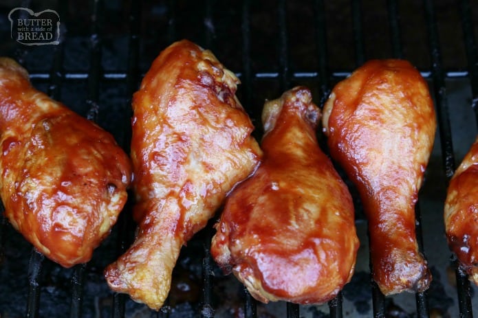 Easy Smoked Chicken Legs made with just a few simple ingredients in 2 hours. Simple recipe for smoking chicken drumsticks during your next BBQ. Perfect recipe to start learning how to use your electric smoker! 