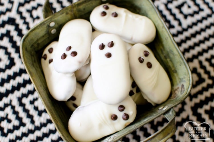 3 Ingredient Easy Ghost Halloween Cookies are a cute and festive treat! Made in minutes & devoured in seconds, these easy Halloween cookies are a hit! 
