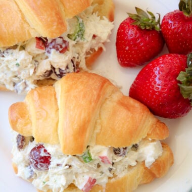5 minute chicken salad in croissants