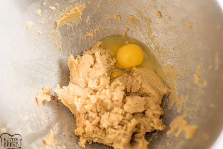butter, sugar, brown sugar, eggs and vanilla in stand mixer bowl.