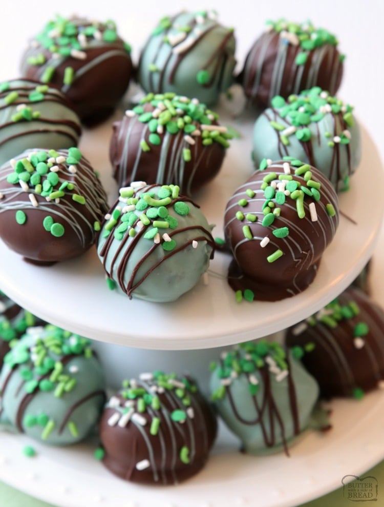 Mint Oreo Balls made with just 3 ingredients & perfect for St. Patrick's Day! Made in minutes and so delicious, no one can guess they’re made with Oreo cookies!