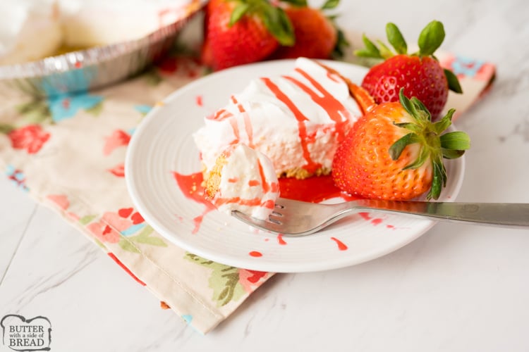 no bake cheesecake with strawberries, finished and served.