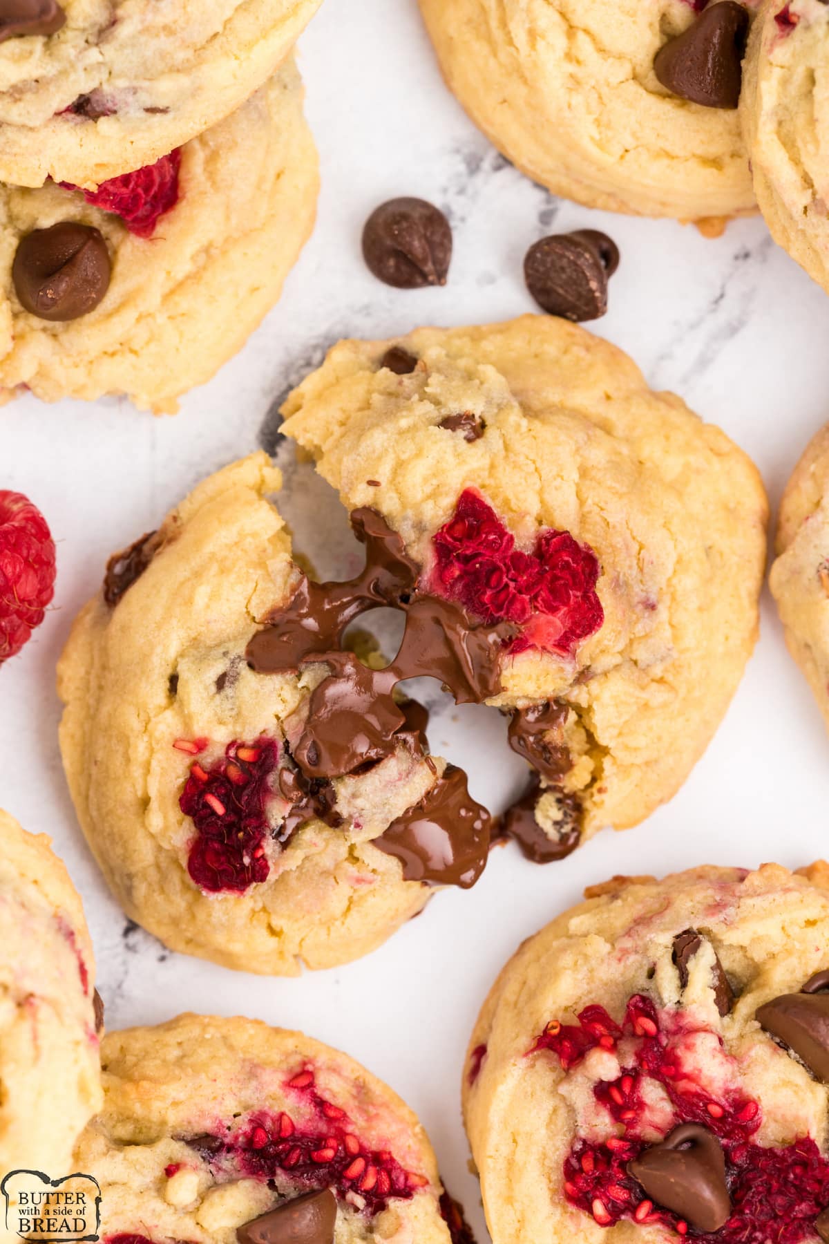 Cookies with chocolate chips and raspberries