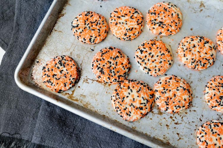halloween sugar cookies with sprinkles 
