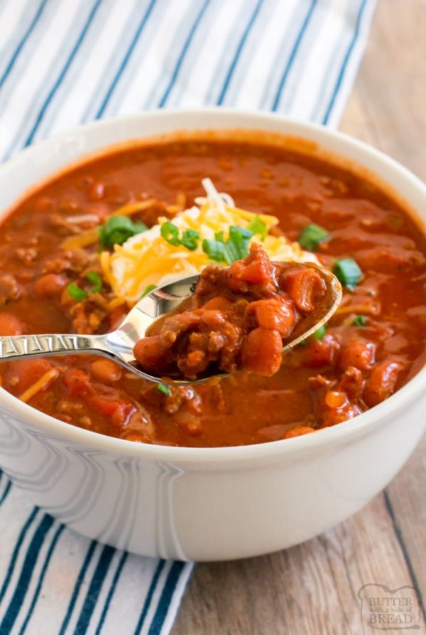 EASY CHILI RECIPE - Butter with a Side of Bread