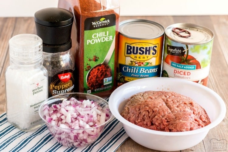 ingredients needed to make easy chili recipe