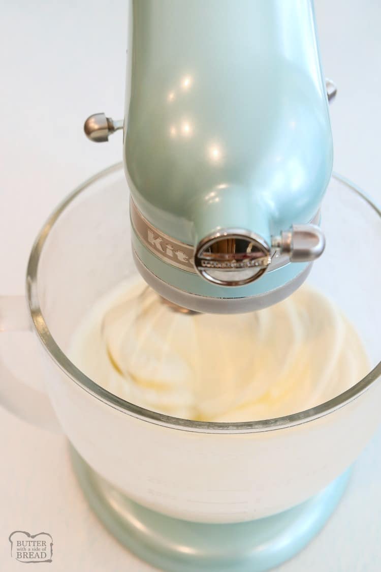 Using a mixer to make whipped cream