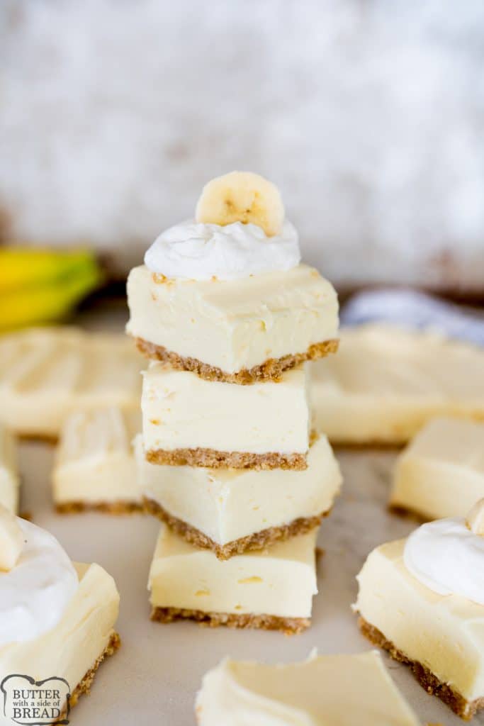 banana cream cheesecake recipe made into bars