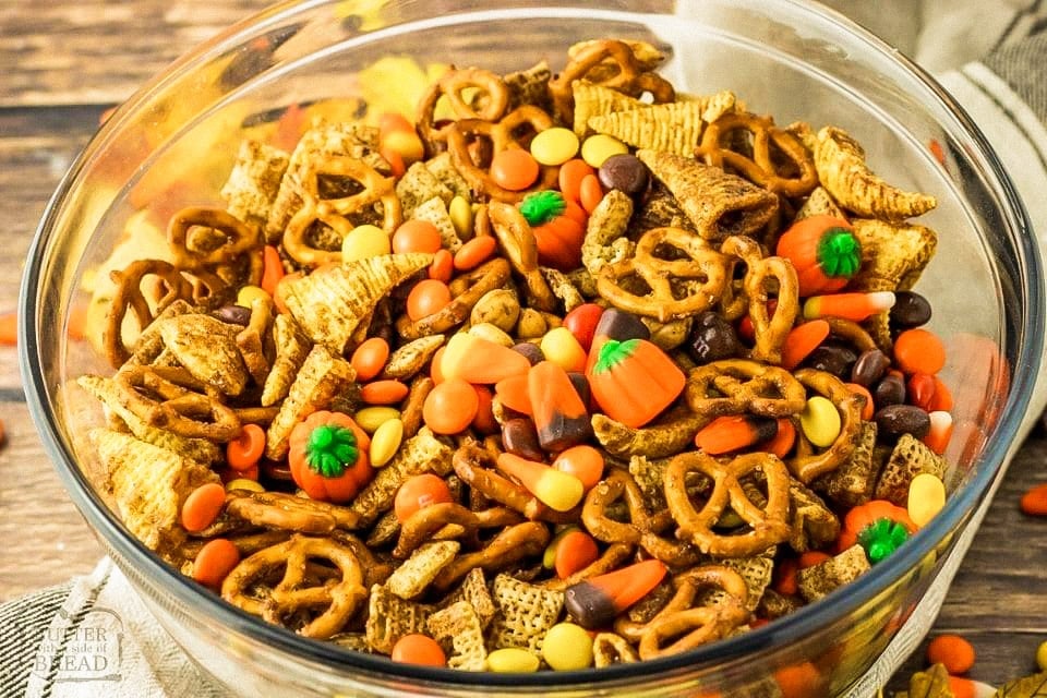 Easy Harvest Chex Mix Sweet and Salty