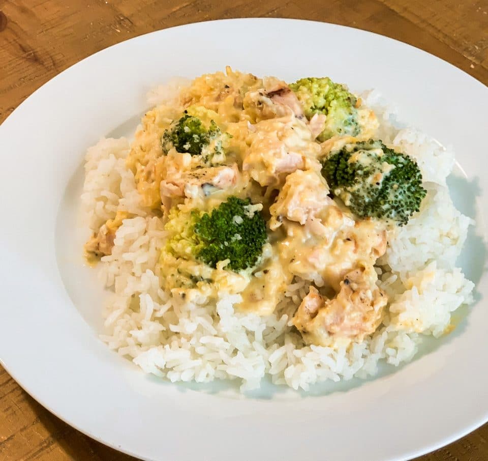 Easy Cheesy Chicken Broccoli Casserole family favorite recipe