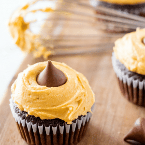 Easy cream cheese peanut butter frosting recipe