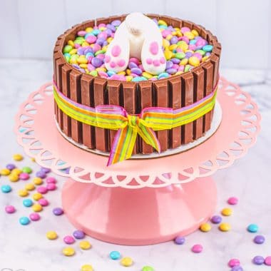 How to make an Easter bunny Kit Kat Cake