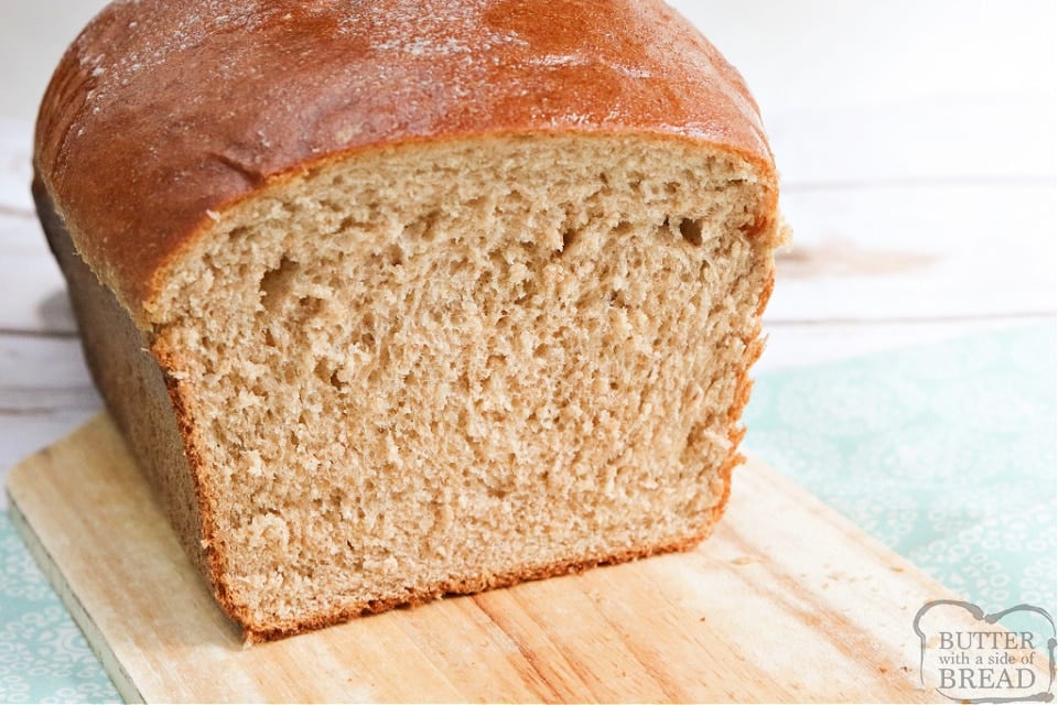 Homemade bread recipe made with white flour and wheat flour
