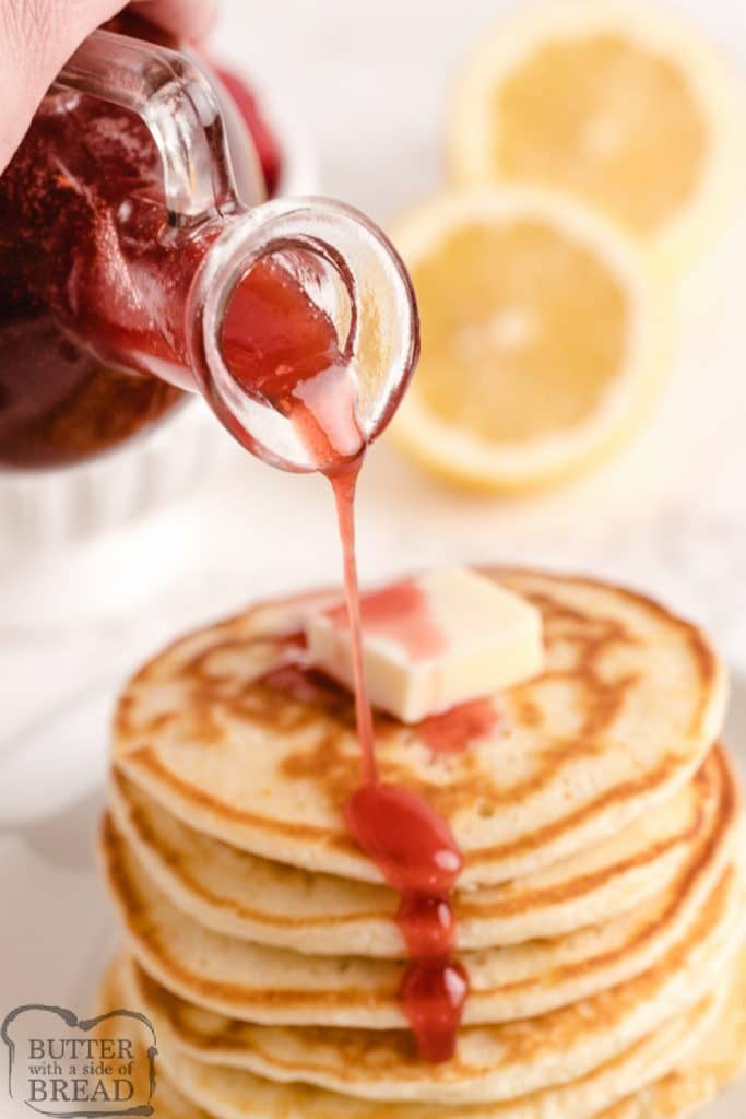 Lemon pancakes with raspberry syrup