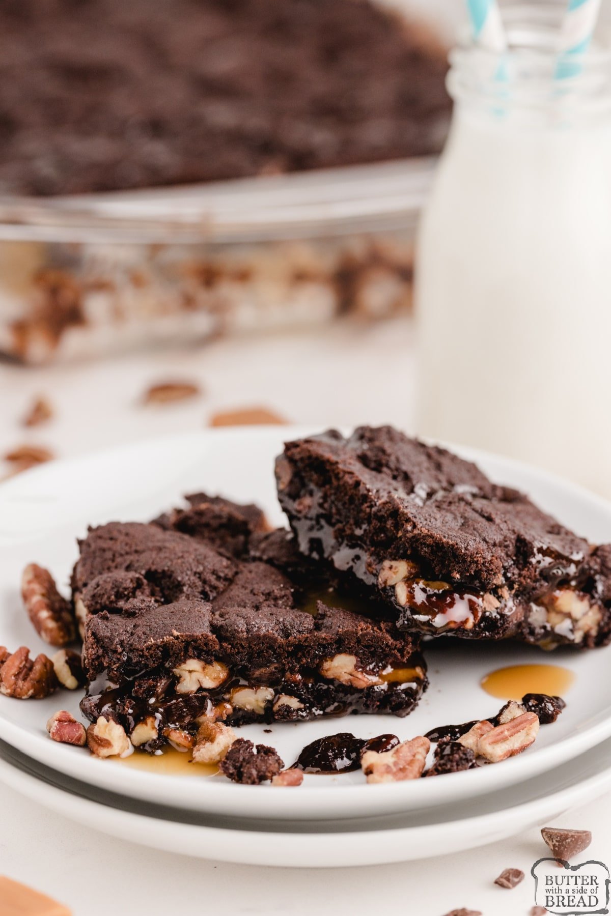 Cookie bars made with chocolate, caramel and pecans