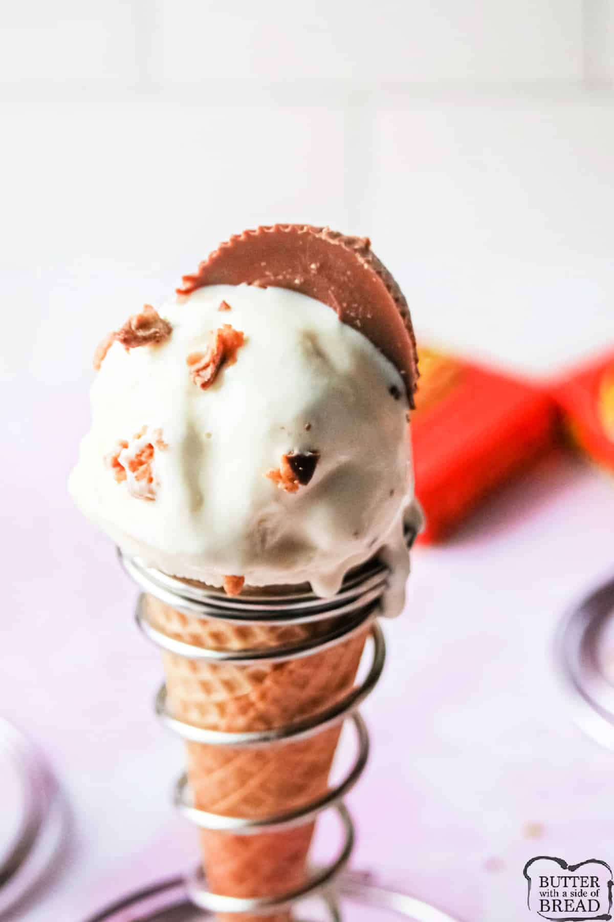 Reese's Peanut Butter Cup Ice Cream is made with only 6 ingredients, no ice cream maker required! Deliciously creamy vanilla ice cream recipe made with Reese's Peanut Butter Cups. 