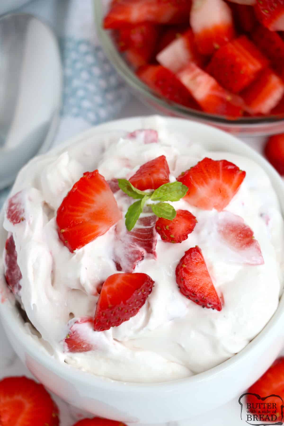 No bake strawberry dessert recipe