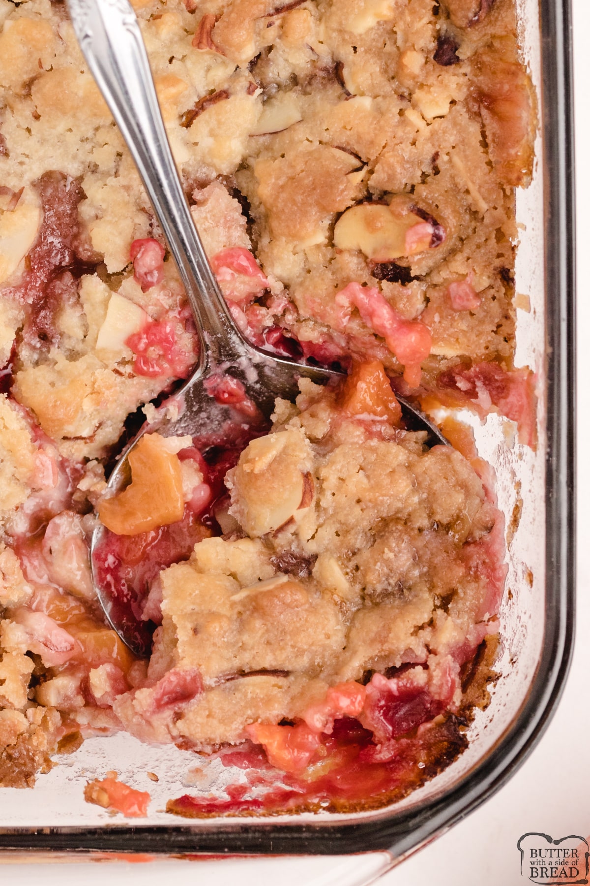 Homemade crumble recipe with peaches and raspberries