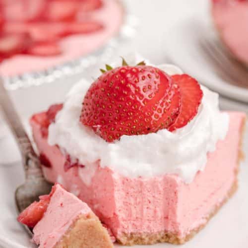 NOBAKE STRAWBERRY JELLO PIE Butter with a Side of Bread