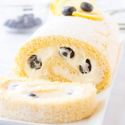 Keto Sweet Sponge Cake Roll - Recipe | Bonapeti.com