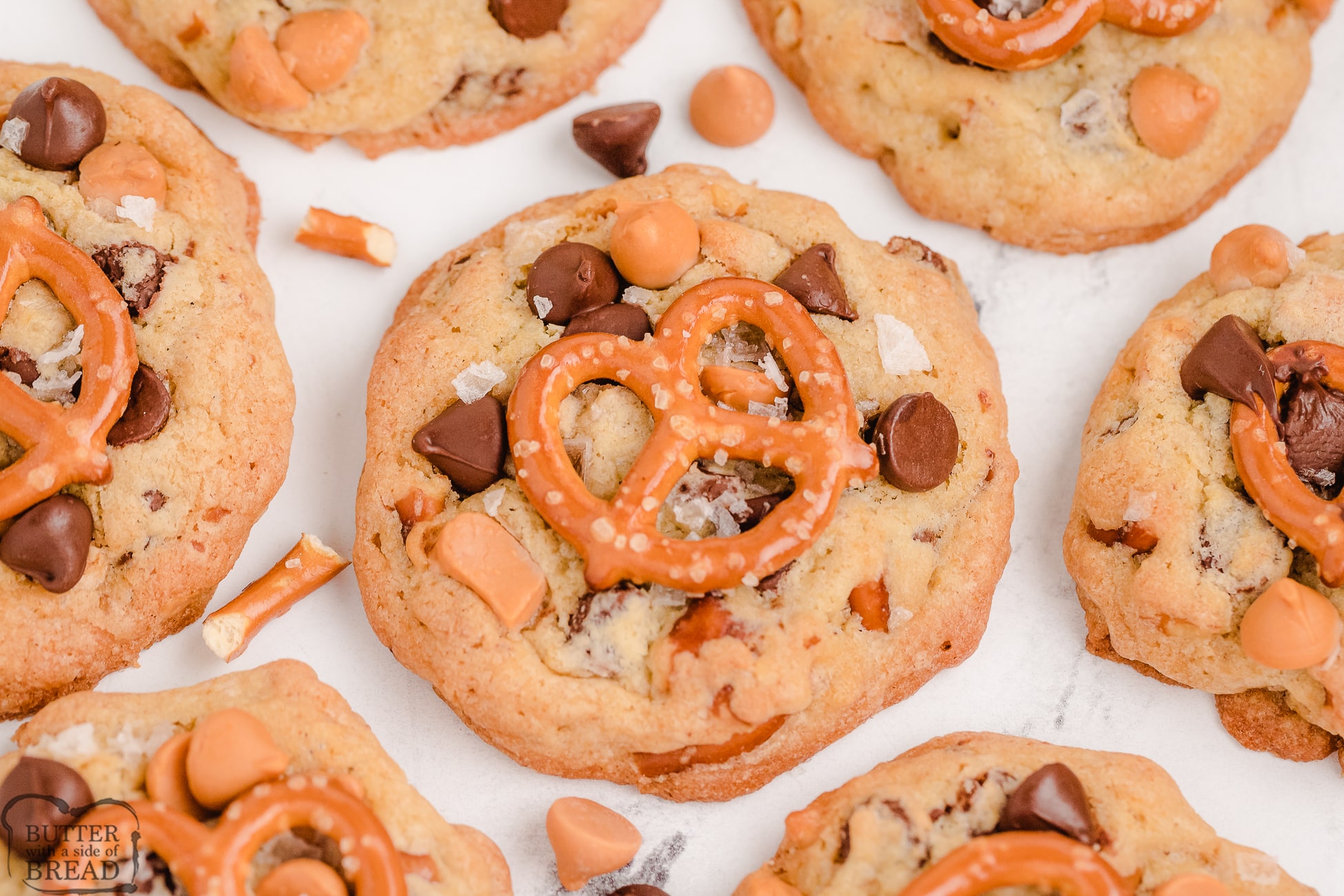 chocolate chip cookies with pretzels