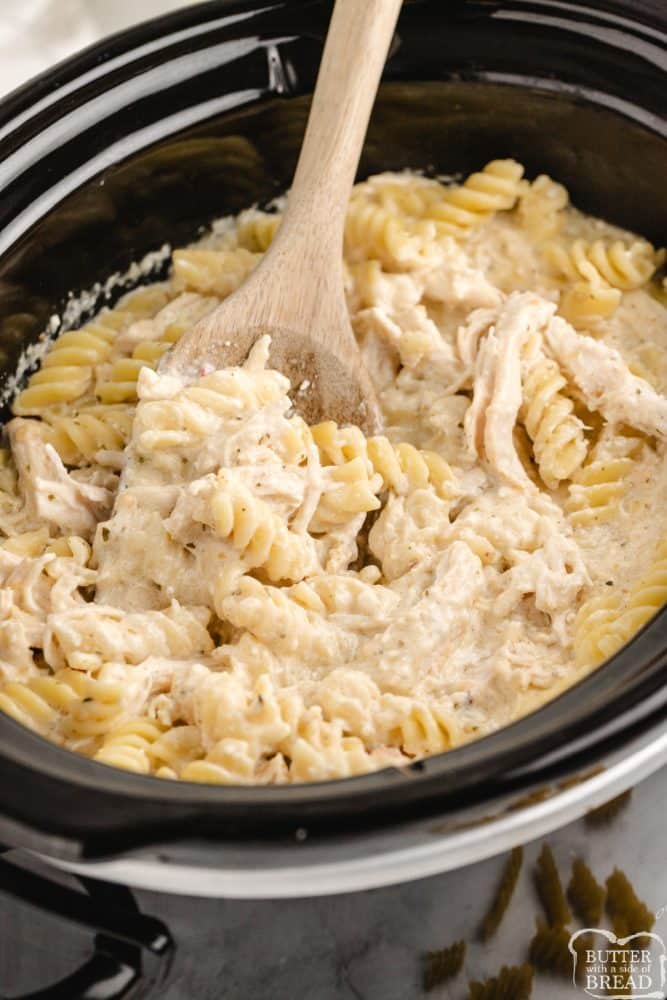 CROCKPOT GARLIC PARMESAN CHICKEN PASTA - Butter with a Side of Bread