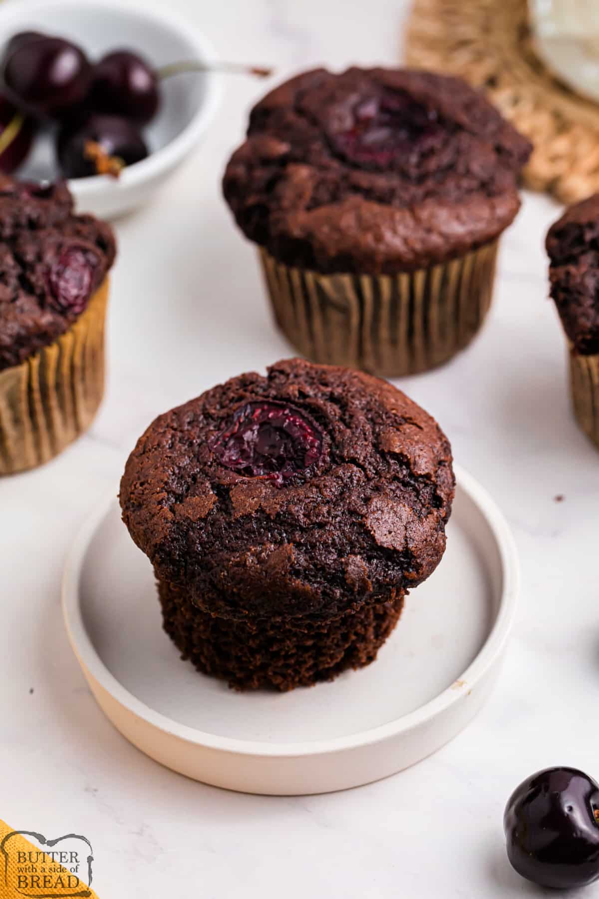 Muffins with cherries. 