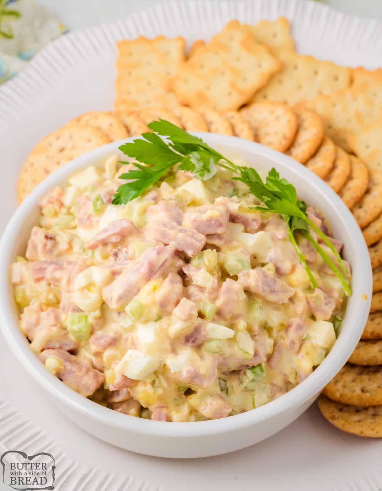 ham salad served with crackers