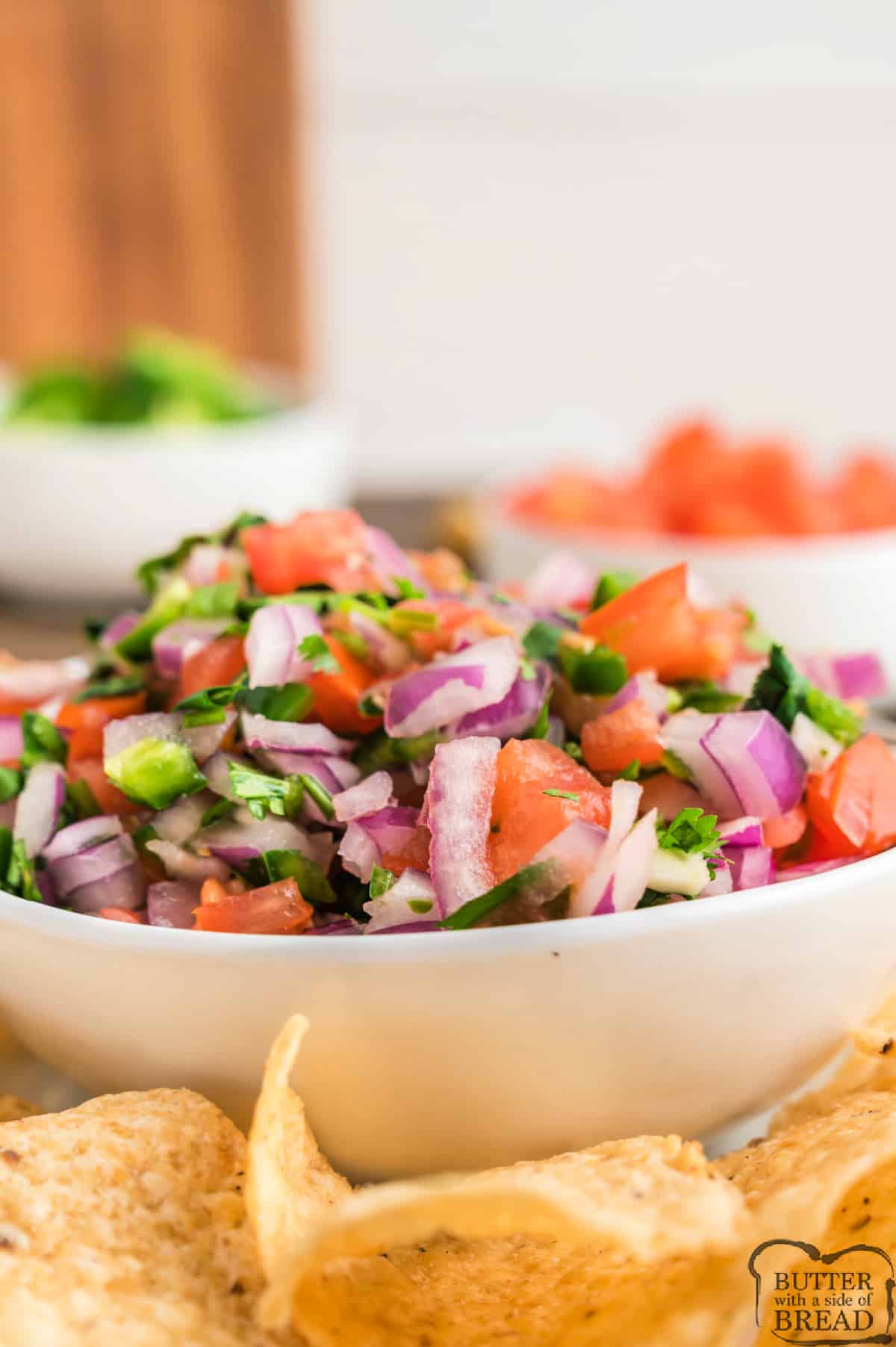 Pico de Gallo is fresh, delicious, and packed with flavor. Homemade pico de gallo is easy to make and pairs perfectly with chips and all of your favorite Mexican dishes.