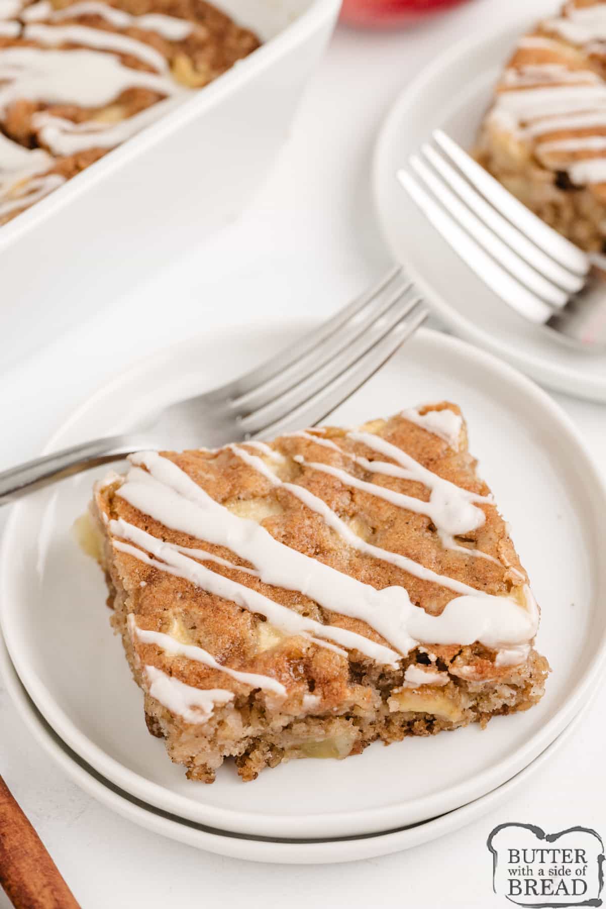 Breakfast recipe made with apples and cinnamon.